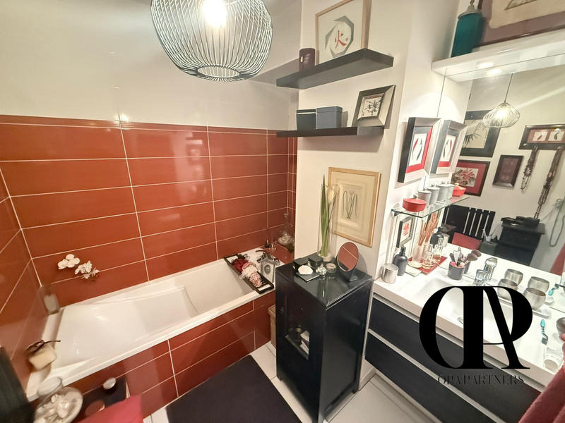 Appartement - 58 m² - 2 pièces