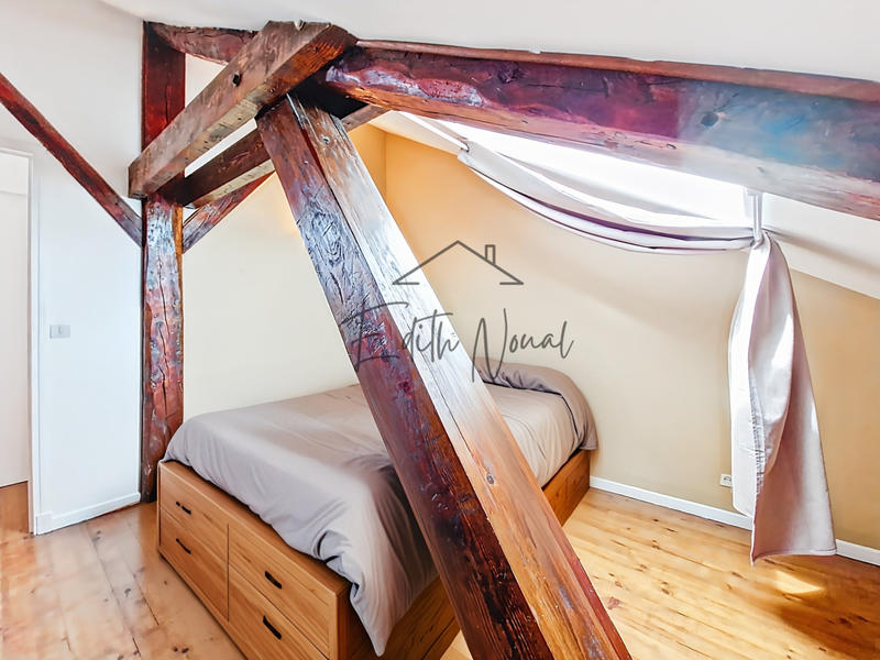 Appartement - 147 m² - 5 pièces