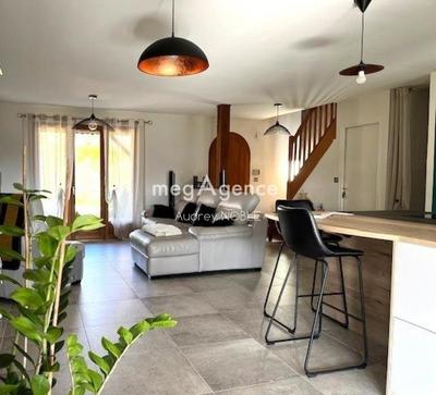 Maison - 126 m² - 7 pièces