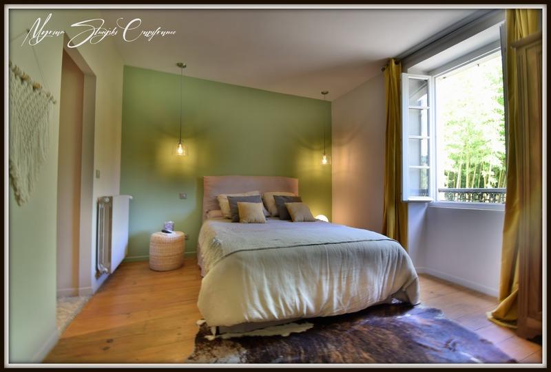 Maison bourgeoise - 420 m² - 14 pièces