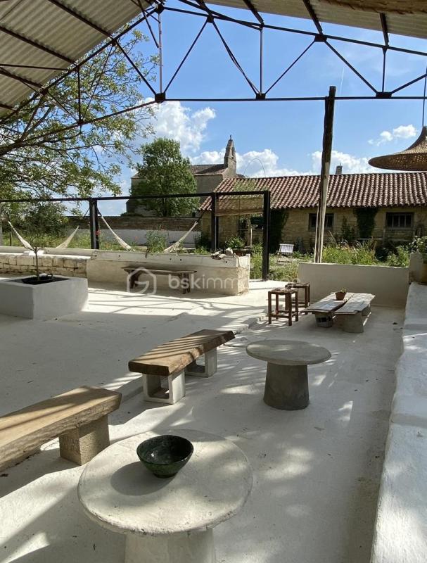 Maison en pierre - 160 m² - 6 pièces