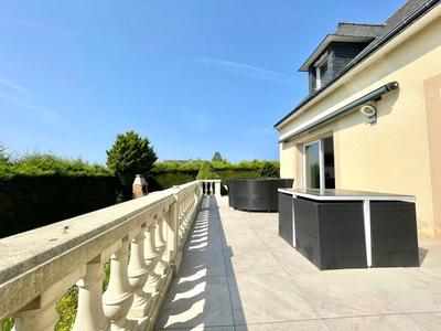 Maison - 147 m² - 5 pièces