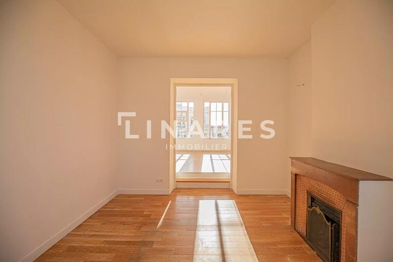 Appartement - 100 m² - 4 pièces