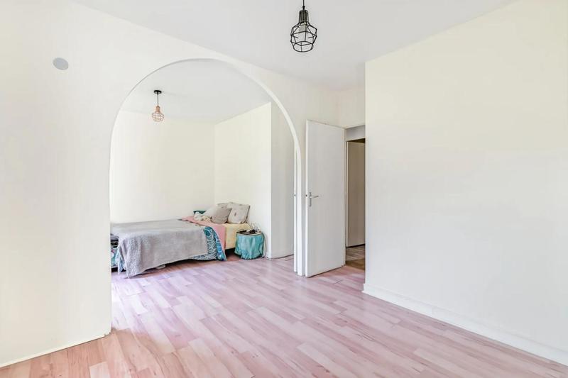 Appartement - 104 m² - 6 pièces