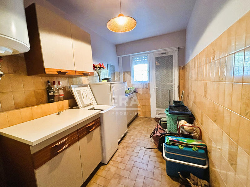 Appartement - 102 m² - 5 pièces