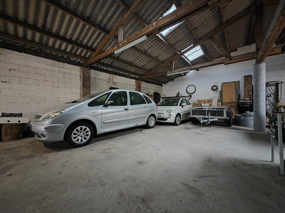 Parking / Garage - 222 m²