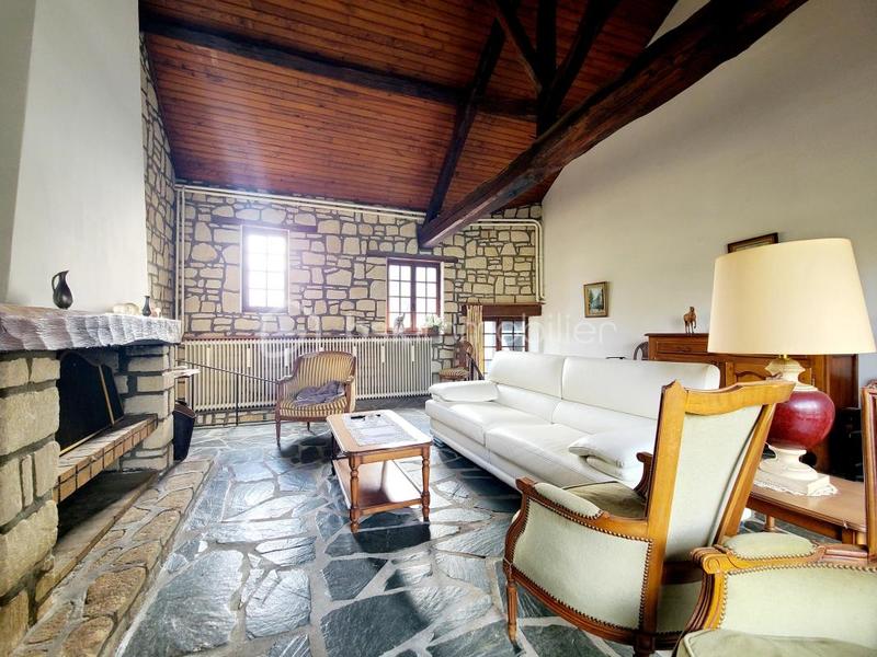 Corps de ferme - 139 m² - 5 pièces