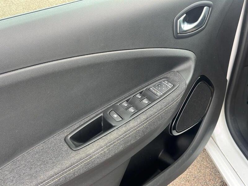 Renault Zoe E-Tech Electrique R135 - My22 Iconic