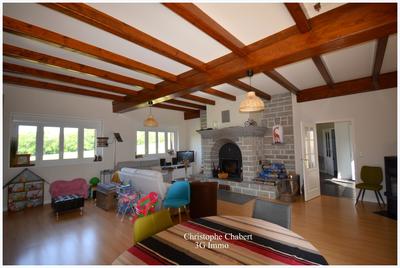 Maison - 265 m² - 9 pièces