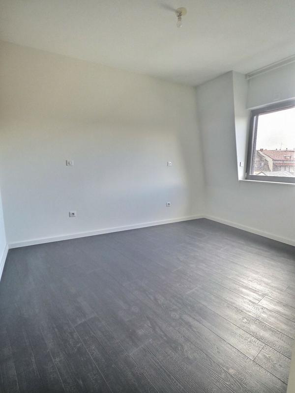 Appartement - 100 m² - 4 pièces