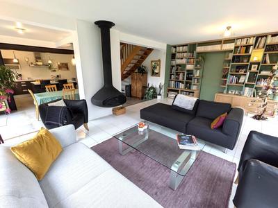 Maison - 150 m² - 7 pièces