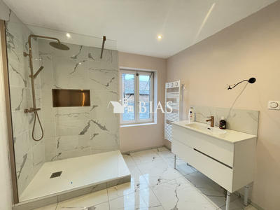 Maison - 123 m² - 4 pièces