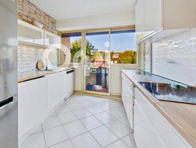 Appartement - 75 m² - 3 pièces