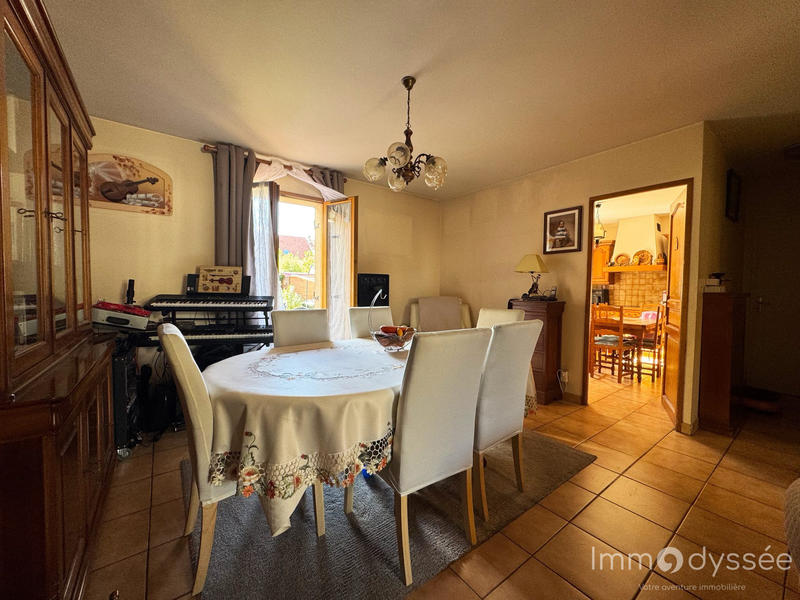 Maison - 110 m² - 5 pièces