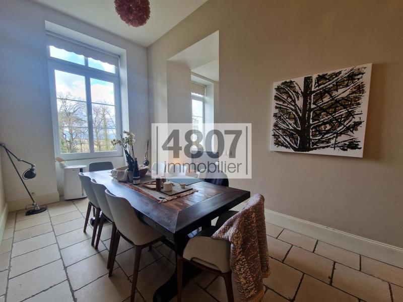 Appartement - 188 m² - 5 pièces