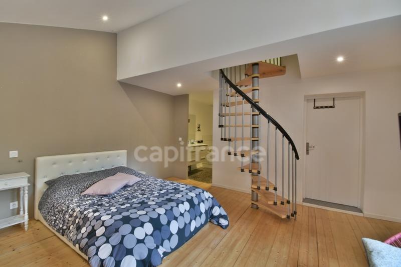 Maison - 190 m² - 5 pièces