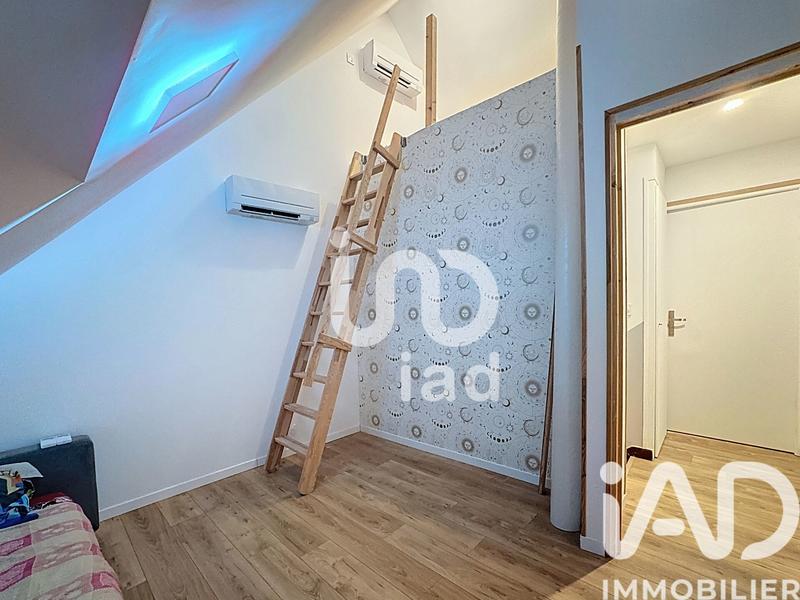 Maison - 95 m² - 5 pièces