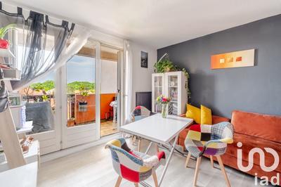 Studio - 38 m² - 1 pièce