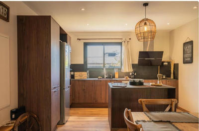 Maison - 140 m² - 4 pièces