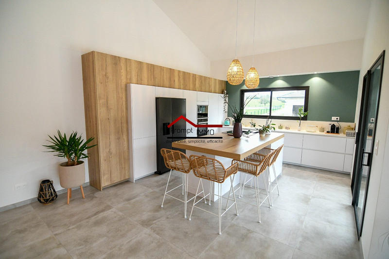 Maison - 187 m² - 5 pièces