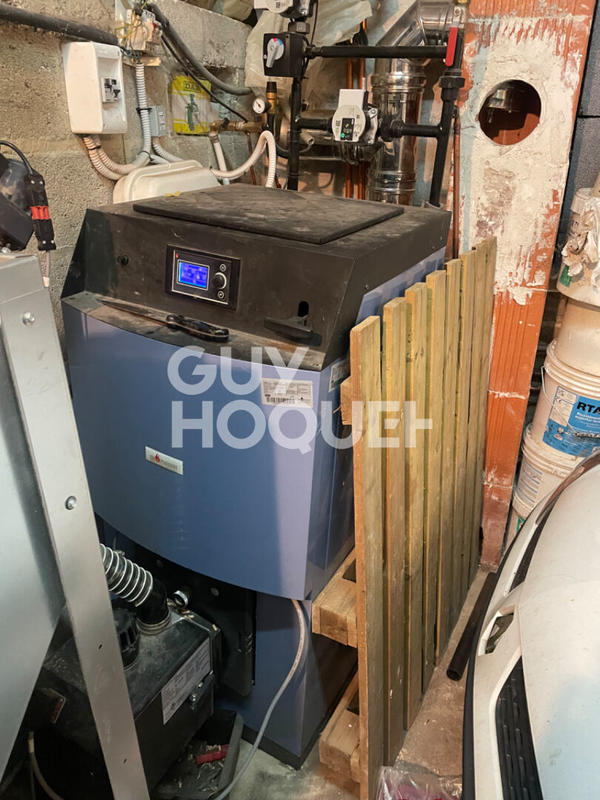 Maison - 90 m² - 5 pièces