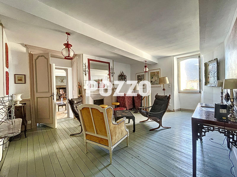 Maison - 94 m² - 5 pièces