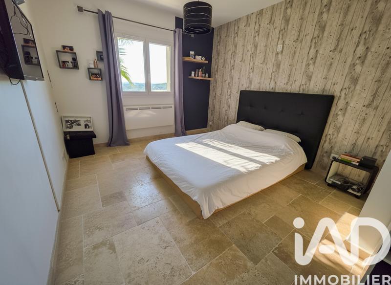 Maison - 290 m² - 9 pièces
