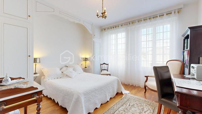 Maison de ville - 194 m² - 8 pièces