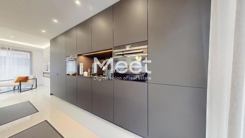 Maison - 143 m² - 6 pièces