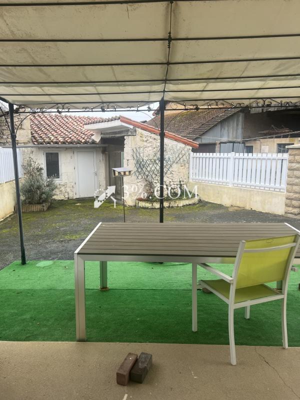 Maison - 111 m² - 4 pièces