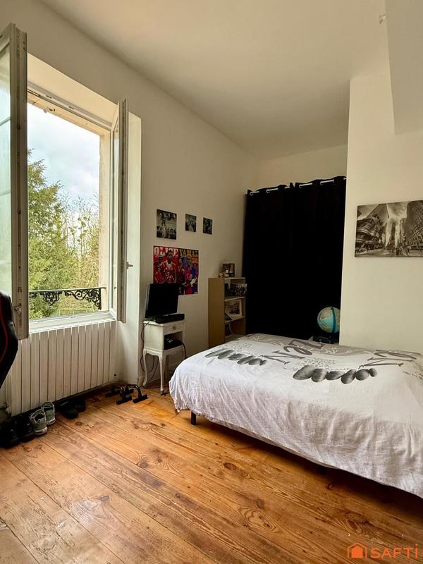 Maison - 197 m² - 7 pièces