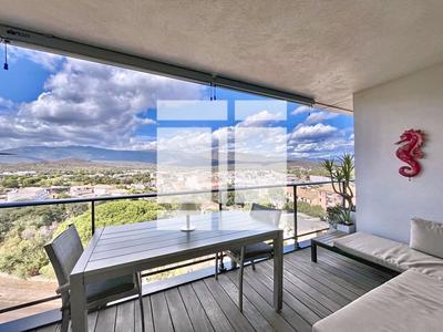 Studio - 30 m² - 1 pièce