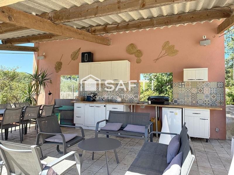 Maison - 175 m² - 7 pièces