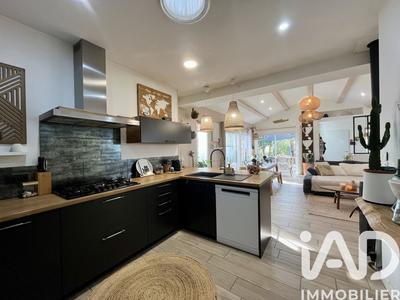 Maison - 110 m² - 5 pièces