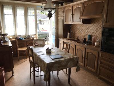 Maison - 223 m² - 15 pièces