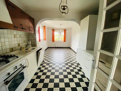 Maison - 140 m² - 6 pièces
