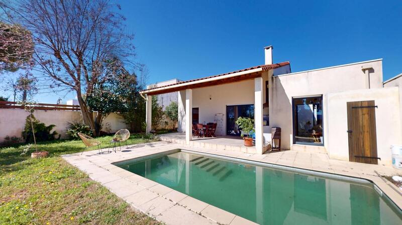 Villa - 186 m² - 8 pièces