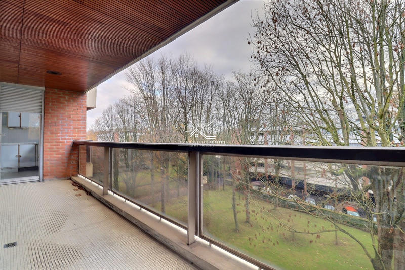 Appartement - 85 m² - 3 pièces