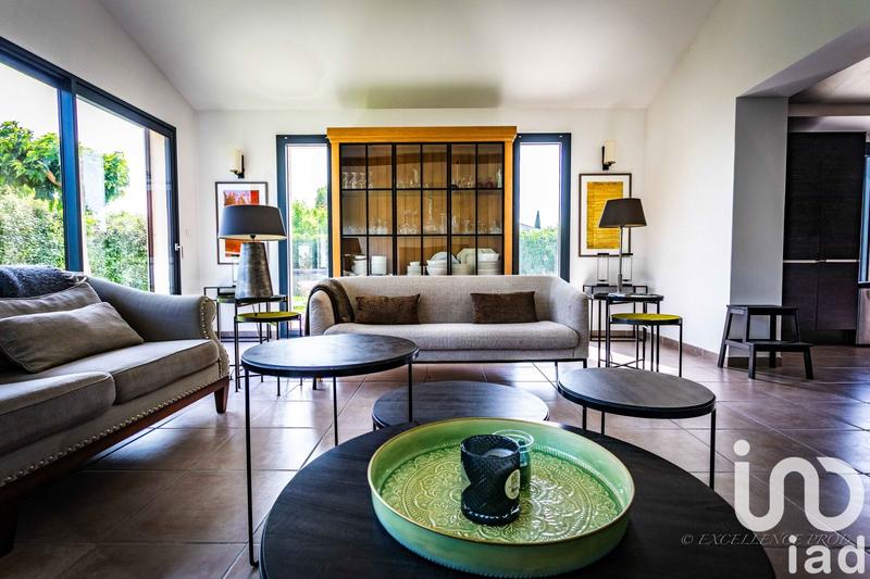 Maison - 180 m² - 6 pièces