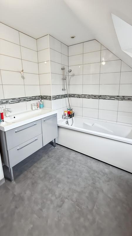 Maison - 74 m² - 4 pièces