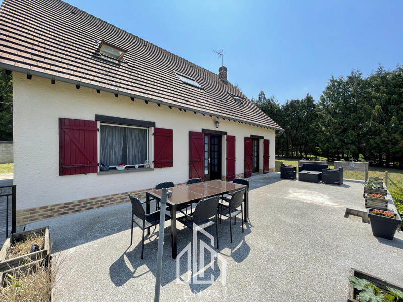 Maison - 140 m² - 6 pièces