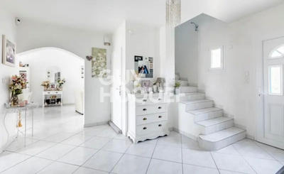 Maison - 178 m² - 7 pièces