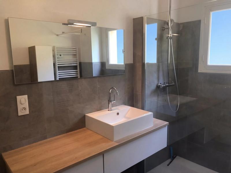 Appartement - 80 m² - 3 pièces