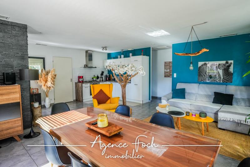 Maison - 92 m² - 4 pièces