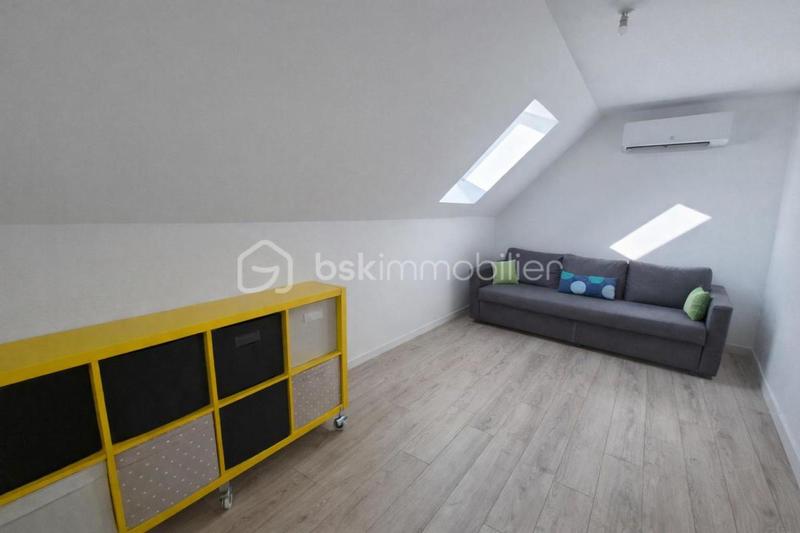 Maison traditionnelle - 130 m² - 6 pièces