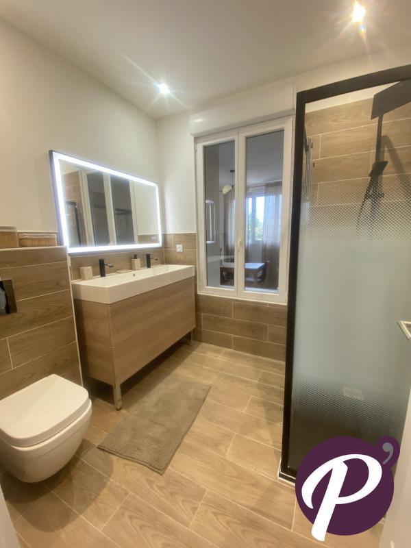 Maison traditionnelle - 132 m² - 5 pièces