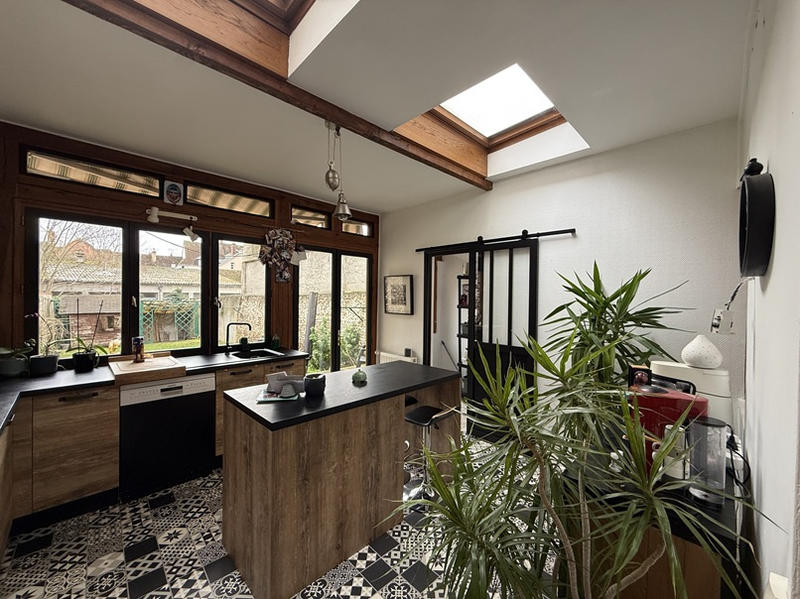 Maison - 130 m² - 7 pièces