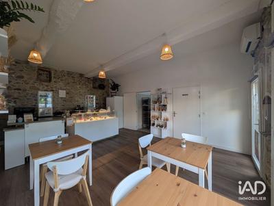 Maison - 210 m² - 3 pièces