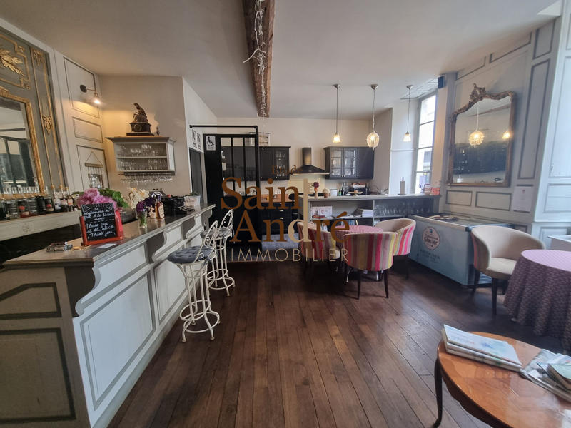 Maison - 427 m² - 13 pièces