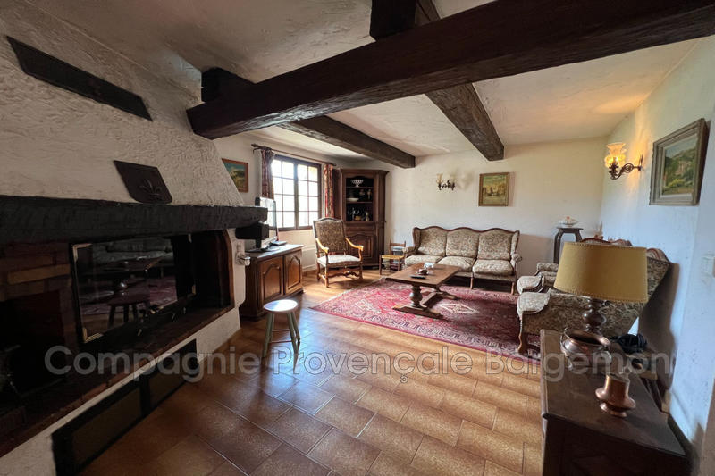 Maison - 190 m² - 8 pièces